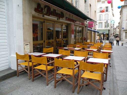  terrasse de café, rue de la faiencerie